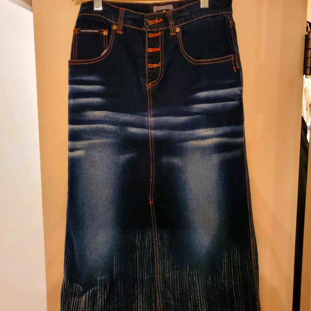RocaWear BlueJean Pencil Skirt with front split.